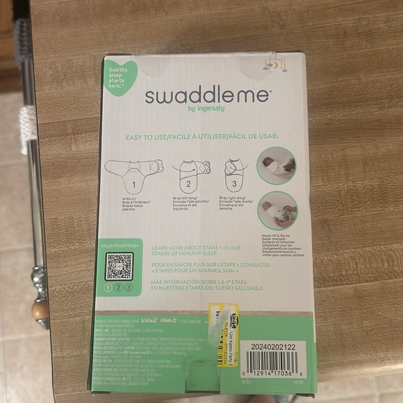 Swaddle me by Ingenuity. 0-3 monogram collection swaddle. - Picture 2 of 5